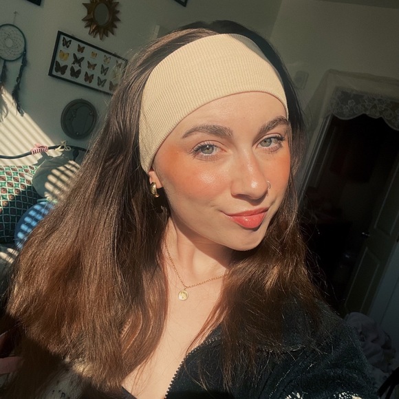 clare_kyrstin